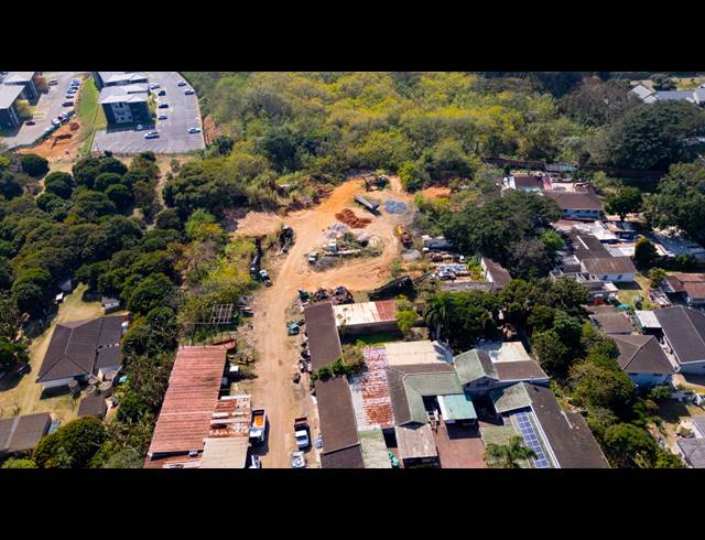 450M² INDUSTRIAL YARD FOR SALE IN SHEFFIELD BEACH